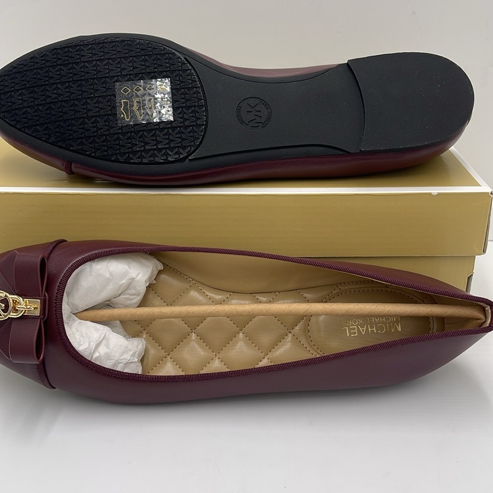 MICHAEL KORS HONEY BALLET FAUX LEATHER
49H3HNFP1L
OXBLOOD - Picture 2 of 16